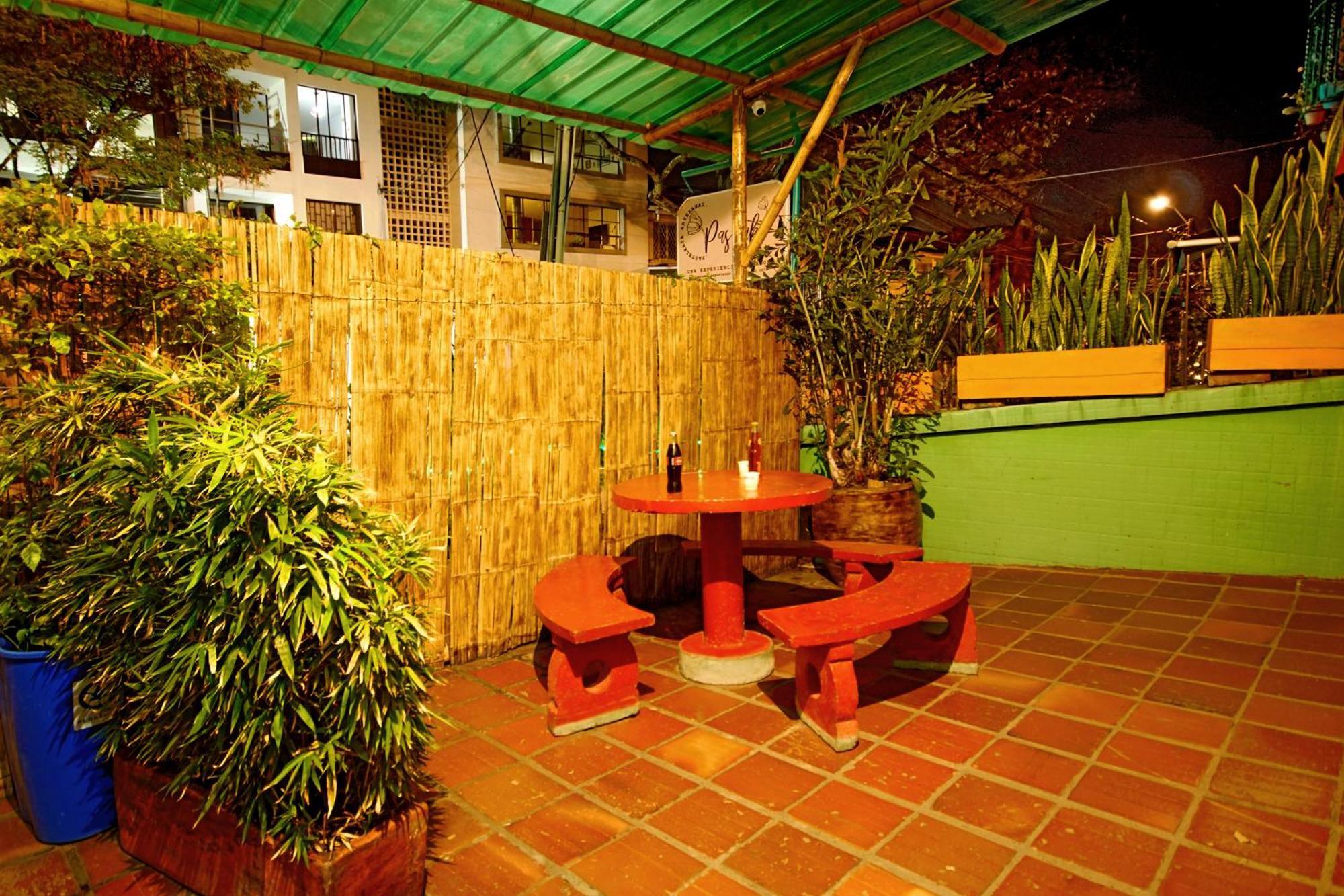 Ding-Dong Hostel Cali Exterior photo