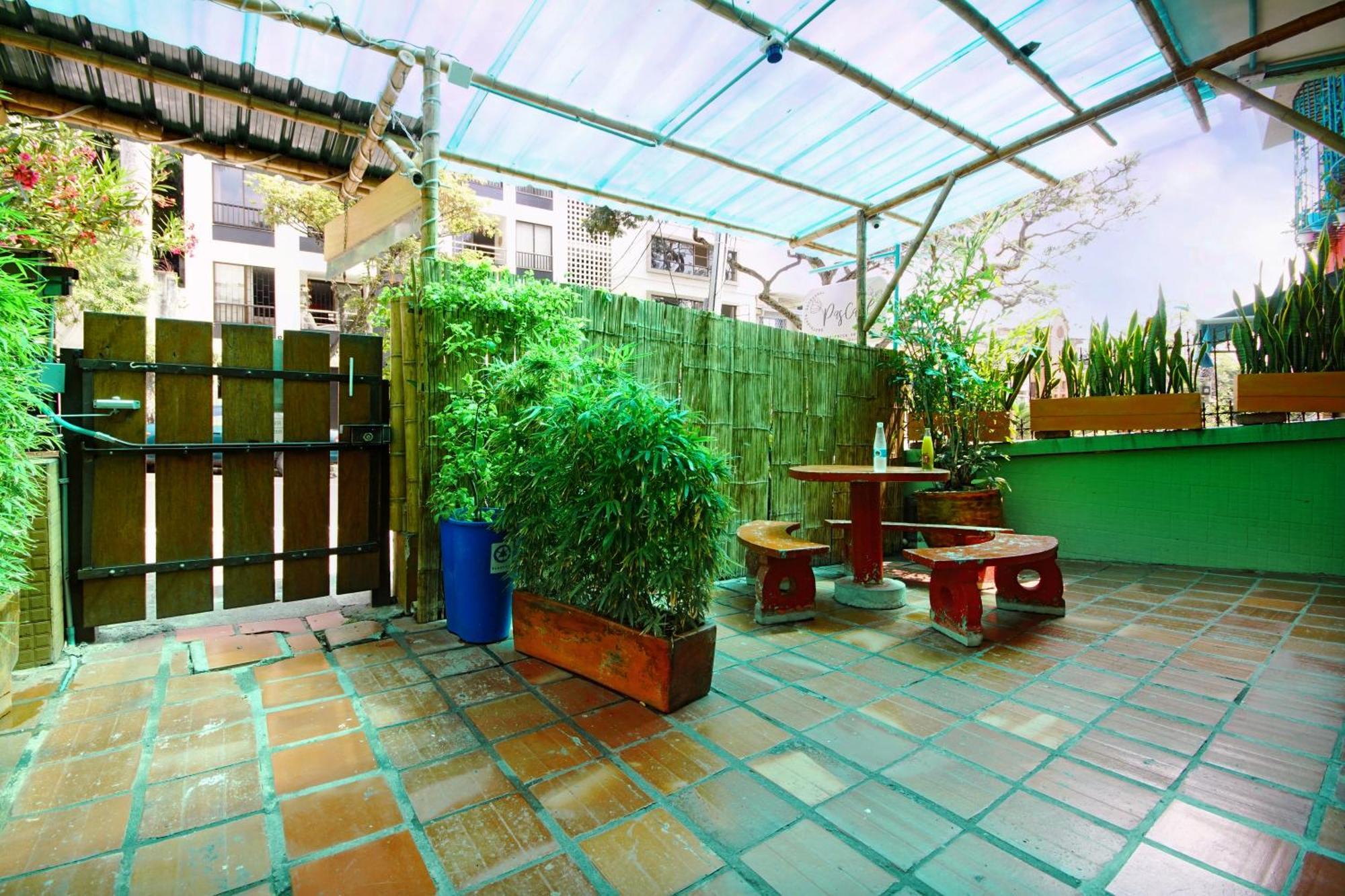 Ding-Dong Hostel Cali Exterior photo